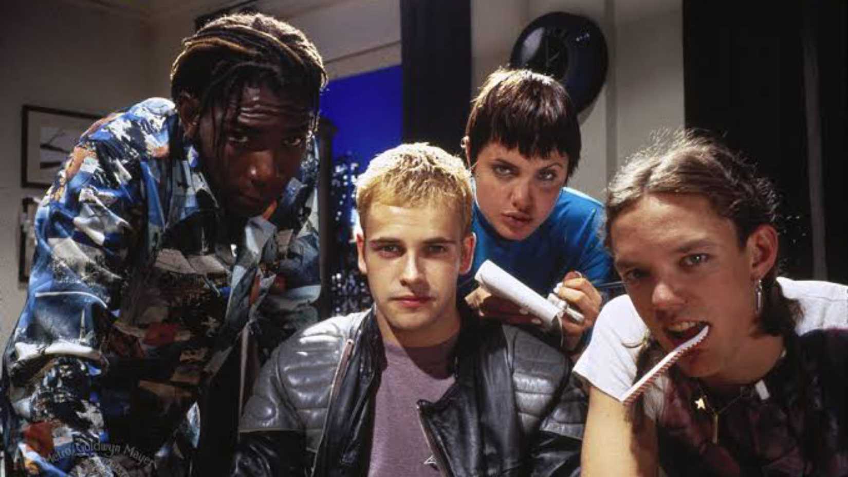 31 Years Later, Matthew Lillard’s Fan-Favorite Techno-Thriller Is Officially Free on Streaming