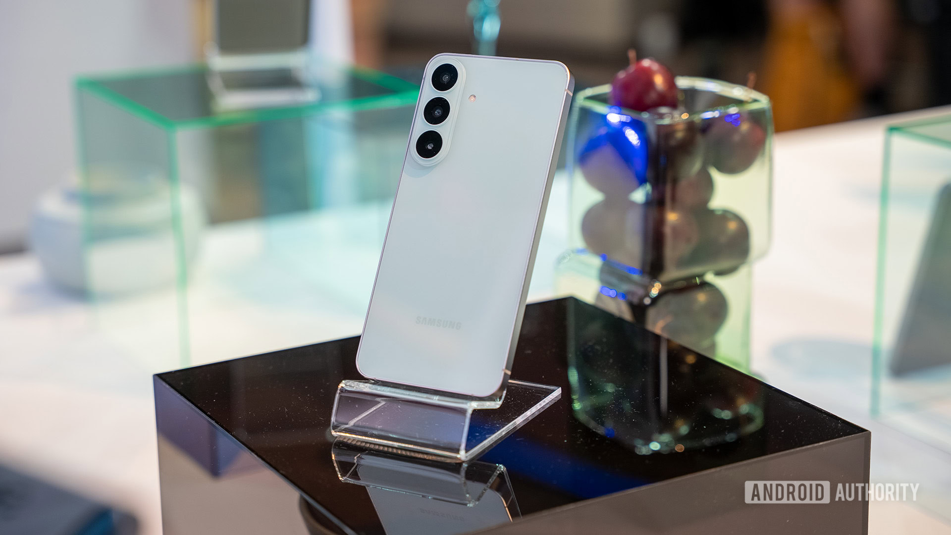 Samsung Galaxy S26 FE'yi Satın Almadan Önce Değerlendirmeniz Gereken 5 Android Telefon