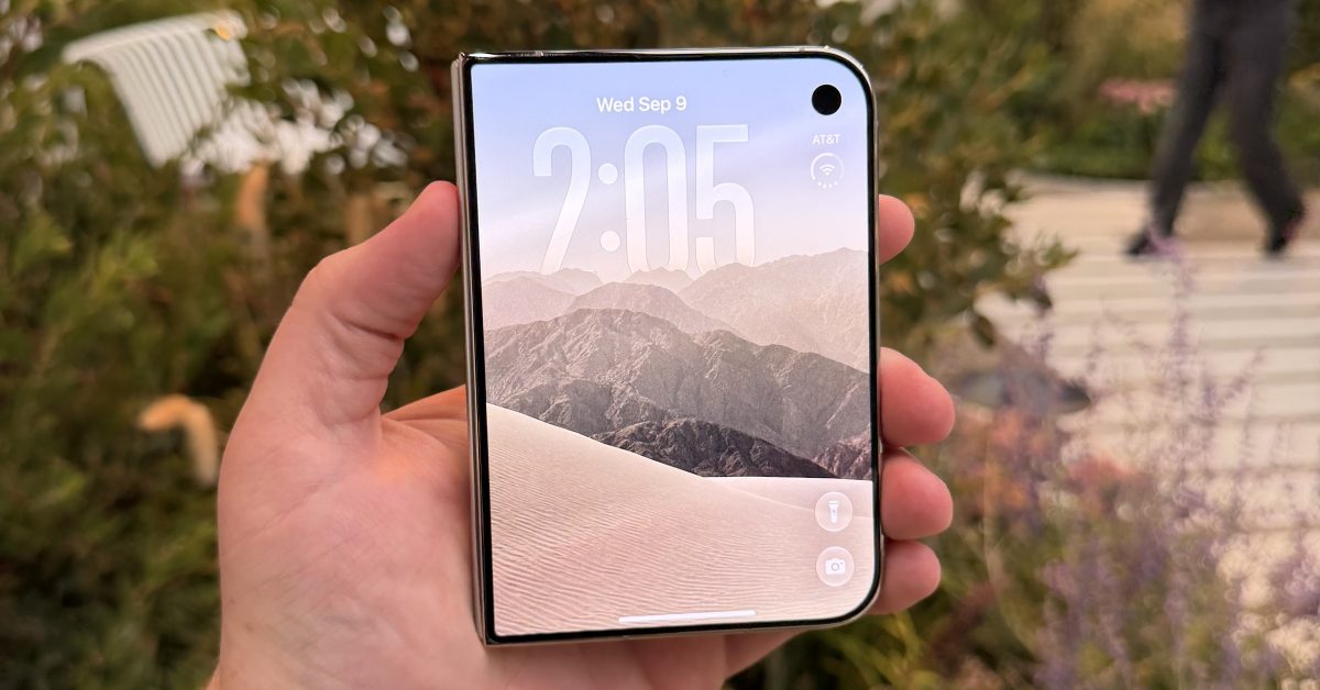Apple'dan iPhone Duo açıklaması: menteşe, ekran kırışıklığı ve dayanıklılık