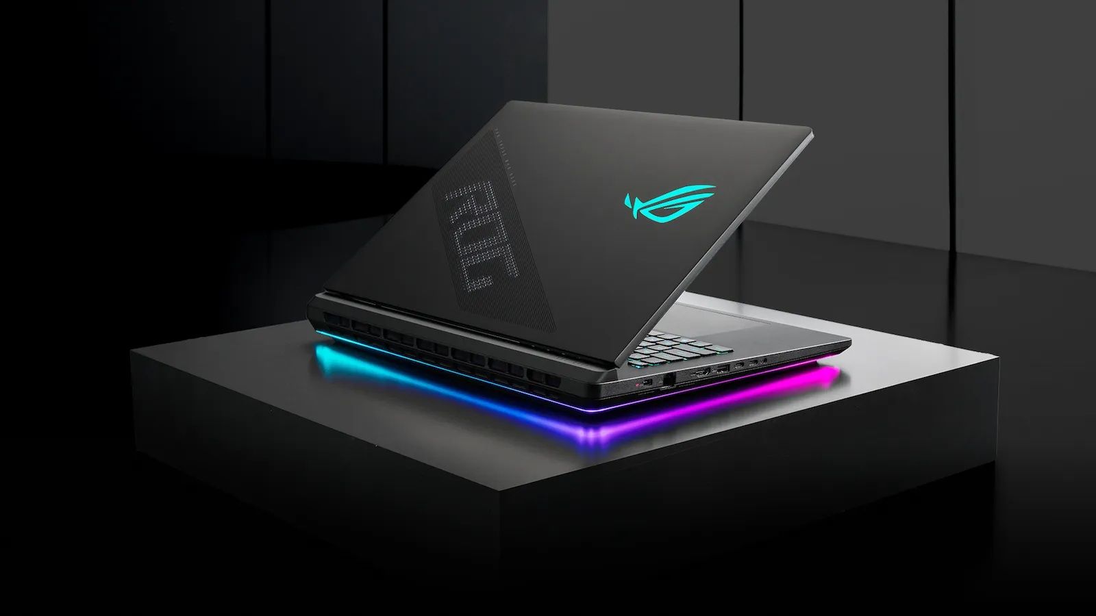 ASUS ROG Strix SCAR 18: Bileşenlerden Öte, Gerçek Oyun Gücü