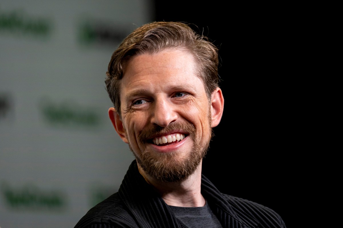 Automattic'te 33 Saatlik Kriz: İki Yönetici Birbirine 8.15 Milyon Dolarlık Altın Paraşüt İmzaladı