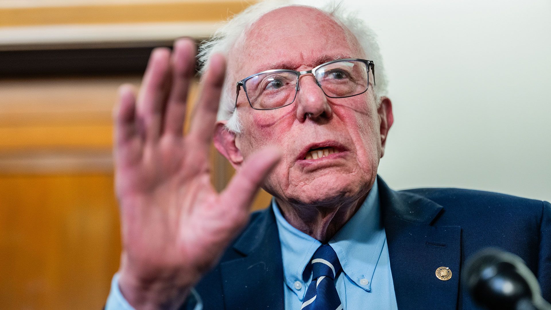 Bernie Sanders'tan Yapay Zeka Yasa Tasarısı: 20 Yıl Hapis Cezası!