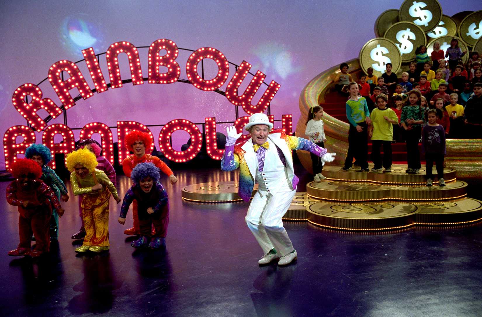Buddy: Sevimli Unicorn Katil mi? Death to Smoochy ile Kıyaslama