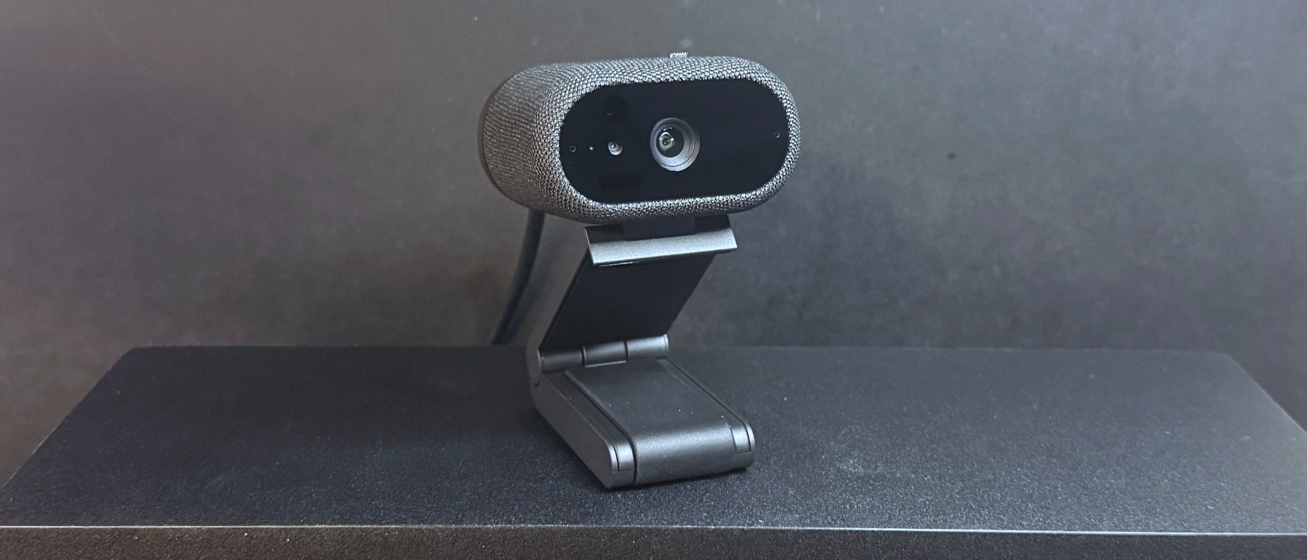 Dell Pro 7 Webcam 4K incelemesi: Mikrofonu şaşırtıcı derecede iyi