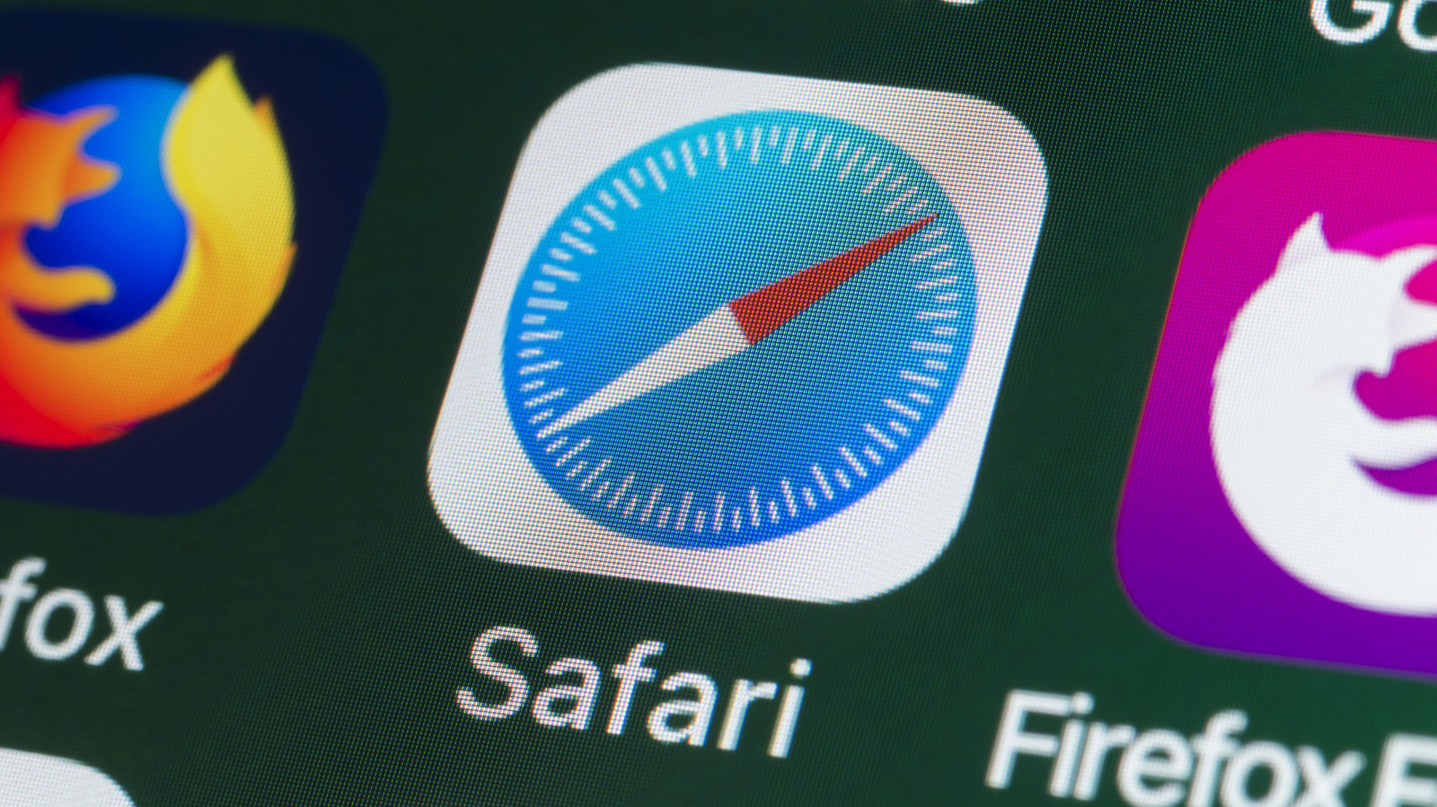 iPhone'da Safari Gerçekten Sizi Koruyor mu? İşte Acı Gerçek