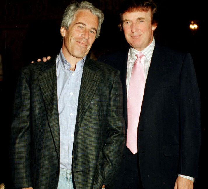 Epstein'ın Çocuk İstismarı Arşivi: Mağdurlar Kimler Olduğunu Öğrenmek İçin Dava Açtı