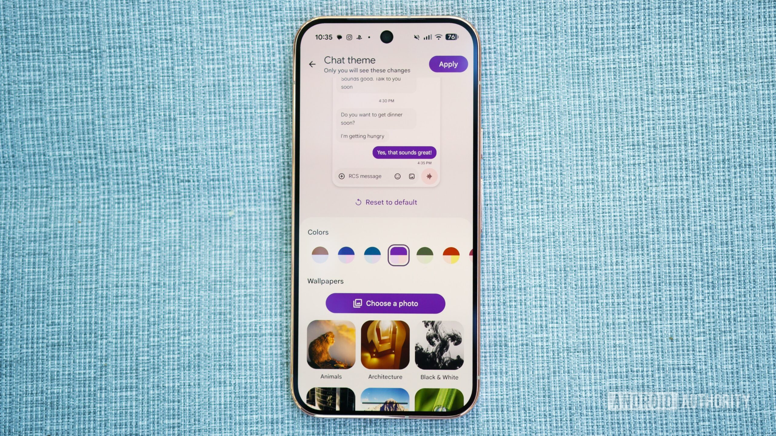 Google Mesajlar'a Sohbet Temaları Geldi: Okurlarımız İkiye Bölündü!
