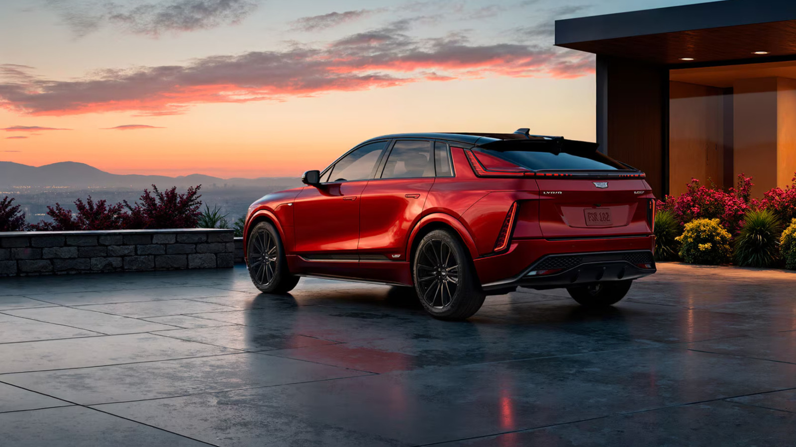 GM, CarPlay ve Android Auto'yu Bırakıyor Ama Bir İstisna Var: Cadillac Lyriq