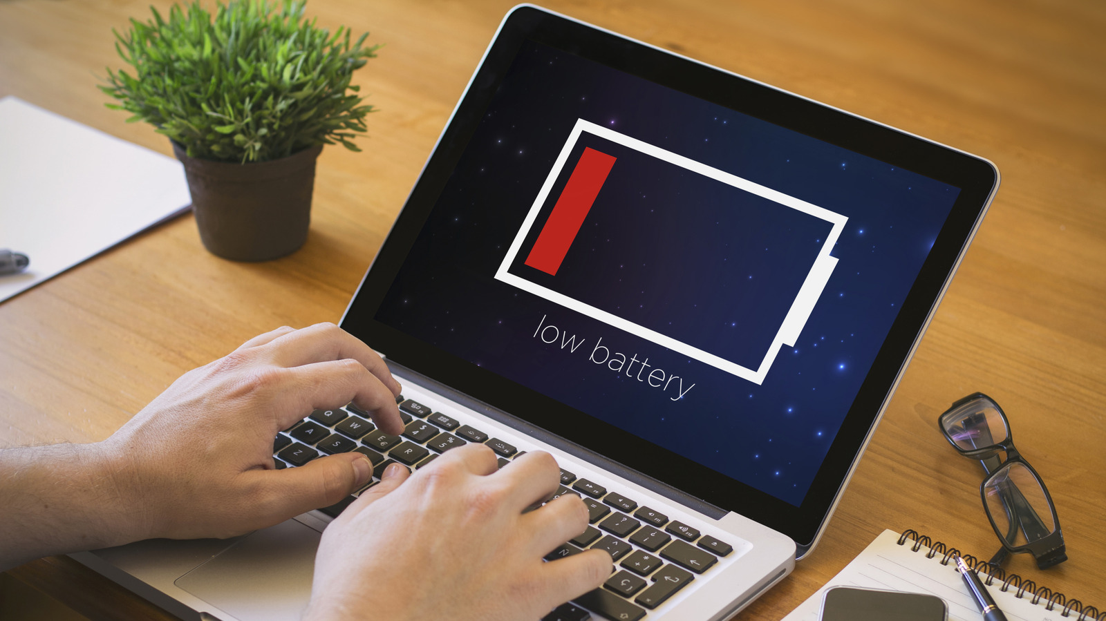 Laptop Pil Ömrü Ne Kadar Olmalı? Gerçekçi Beklentiler ve Uzun Ömür İpuçları