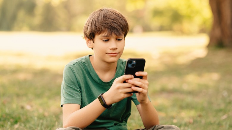 iPhone'da Ekran Süresi ile Zaman Çalan Uygulamalara Son Verin