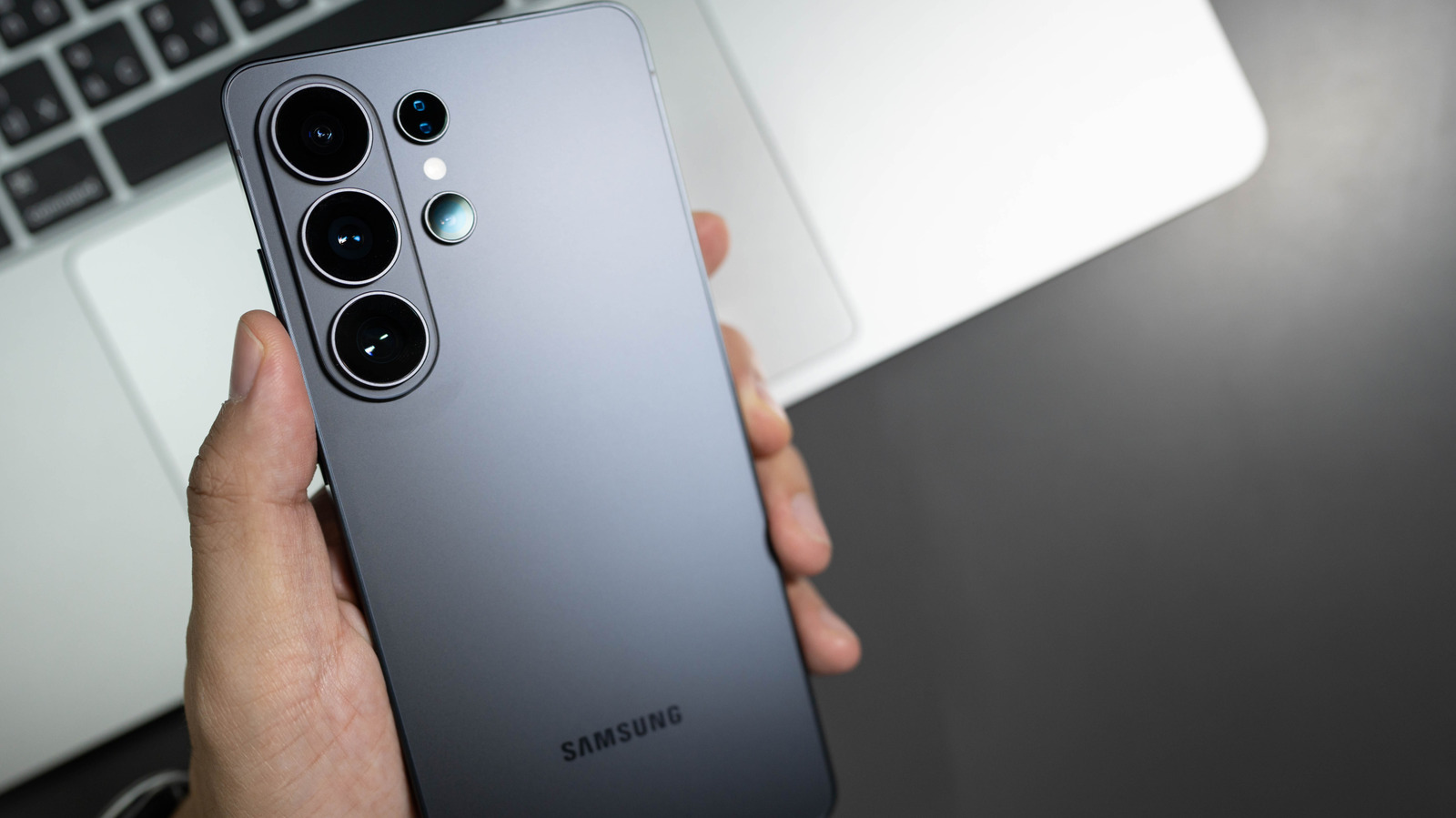 Samsung Galaxy telefonunuzun yan tuşunu istediğiniz gibi kişiselleştirin