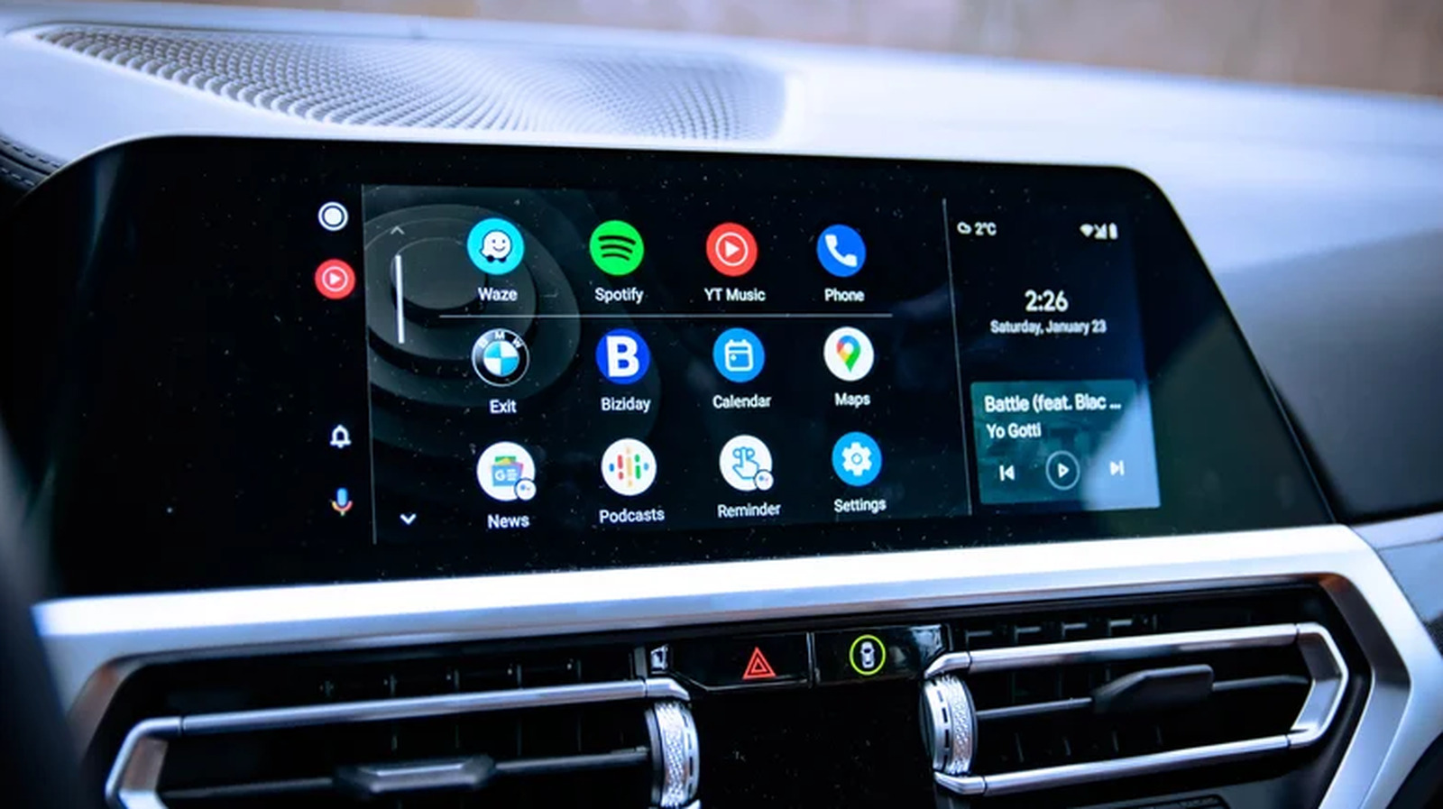 Android Auto'da kaybolan uygulamaları bulmak ve gizlemek için rehber