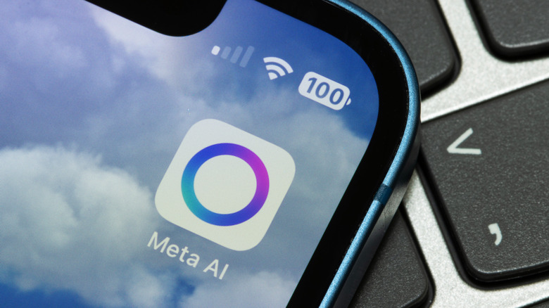 Meta Display gözlüklerle araç kullanmanın güvenli yolu: Sadece Ses modu