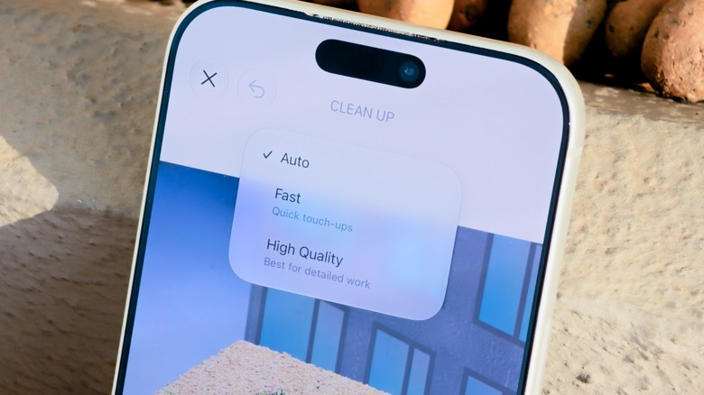 iOS 27 Fotoğraflar'ın 'Clean Up' Aracına Yapay Zeka Gücü Kazandırıyor