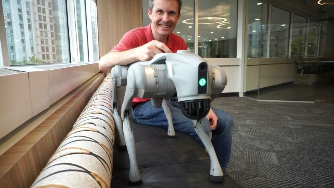 4.000 Dolarlık Çin Malı Robot Köpekle Bir Gün: Hem Eğlenceli Hem de Yetersiz