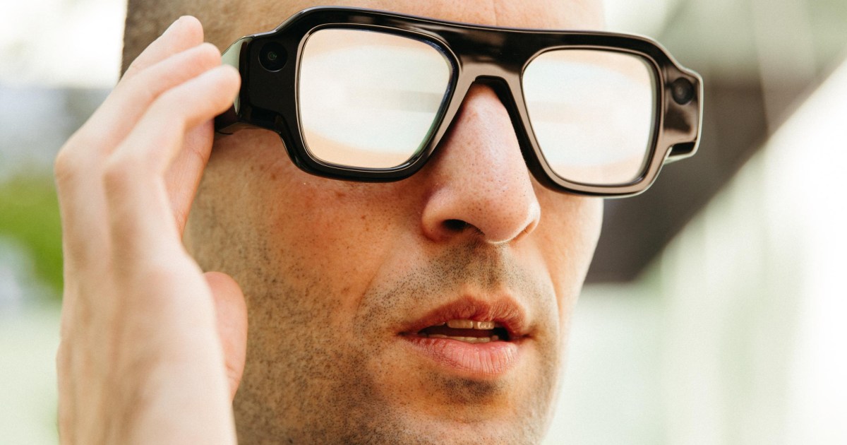 Snap'in 105 Bin TL'lik AR Gözlüğü Specs'i Deneyimledim: Fütüristik Ama Tuğla Gibi