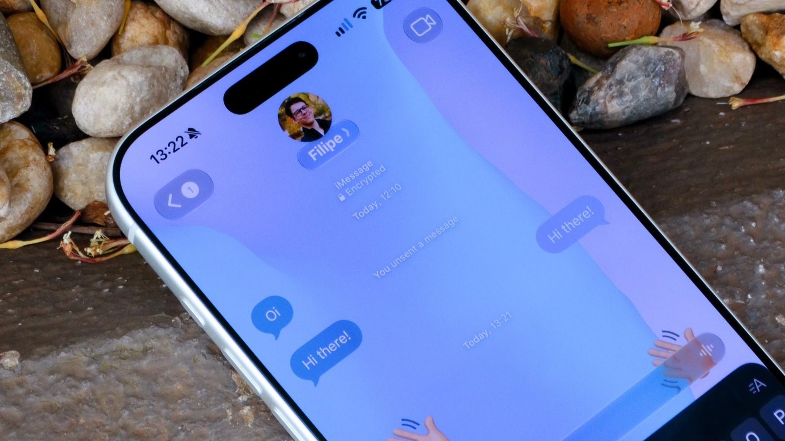 iOS 26 ile Mesajlar'da Sohbet Arka Planı Değiştirme Rehberi