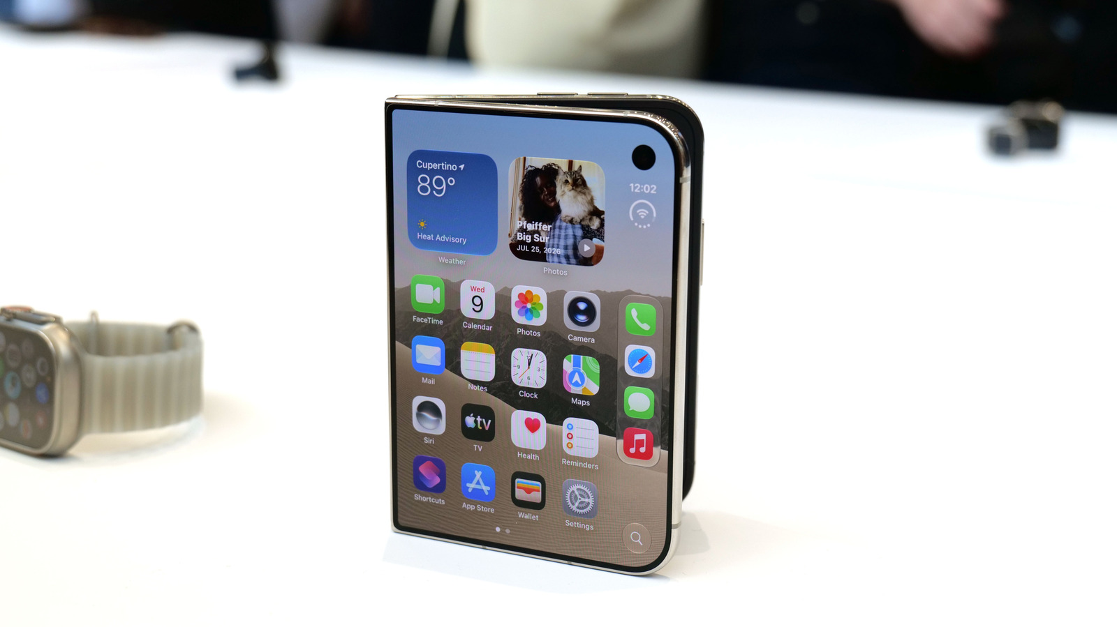 Apple'ın 10 Yıldır En Heyecan Verici Cihazı: iPhone Duo İlk İzlenim
