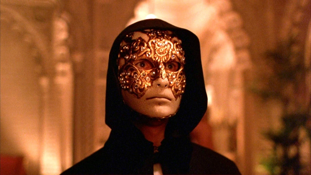 Kubrick'in Kızı, 'Eyes Wide Shut' Komplo Teorilerini Çürüttü: 'Kayıp 20 Dakika' Yok