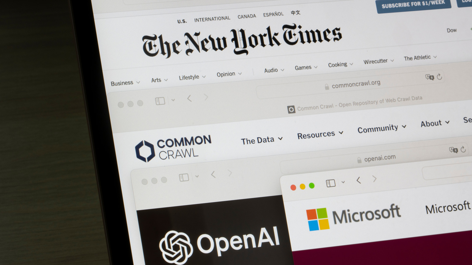 Microsoft Yöneticisi: OpenAI'nin Veri Kazıması 'İnsanlık Tarihinin En Büyük EmeK Hırsızlığı'