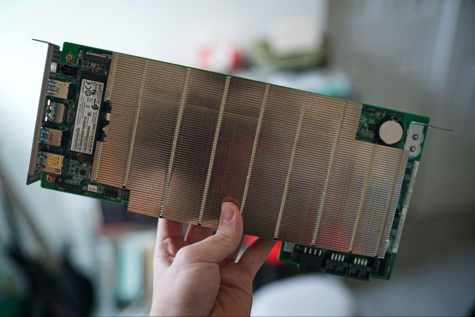 FSR 4 Süreleri Yarıya İndi: AMD'nin PS5 Tabanlı Madencilik Kartı Şimdi Daha Güçlü
