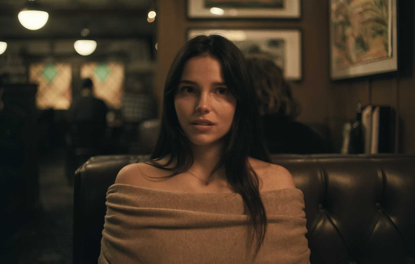 Obsession Yıldızı Inde Navarrette, Waffle House Temalı Bilim Kurgu Filminde Başrolde