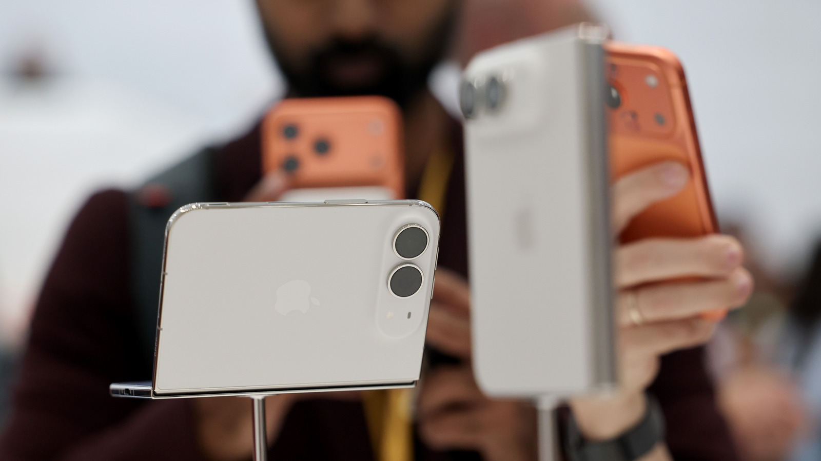 iPhone Handoff: Tek Numara, İki Telefon — Nasıl Çalışır, Hangi Operatörler Destekler?
