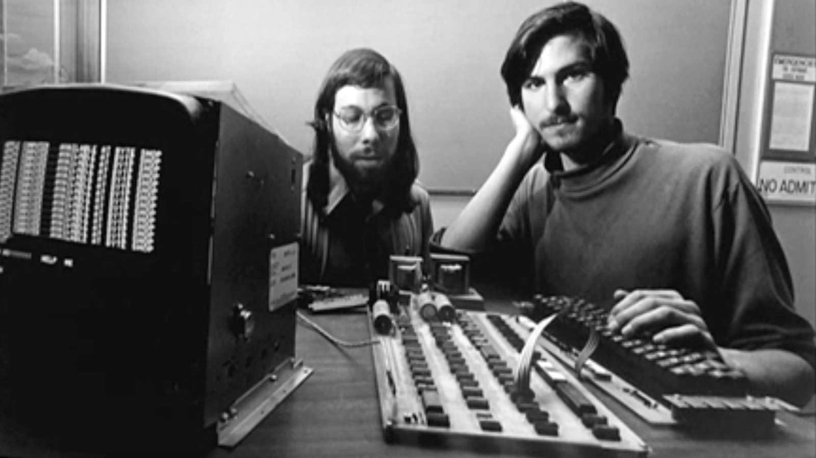 Tarihin En Pahalı Apple'larından Biri Yeniden Açık Artırmada!