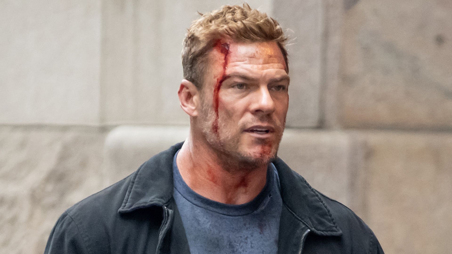 Helldivers filminde başrol değişimi: Jason Momoa gitti, Alan Ritchson geliyor mu?