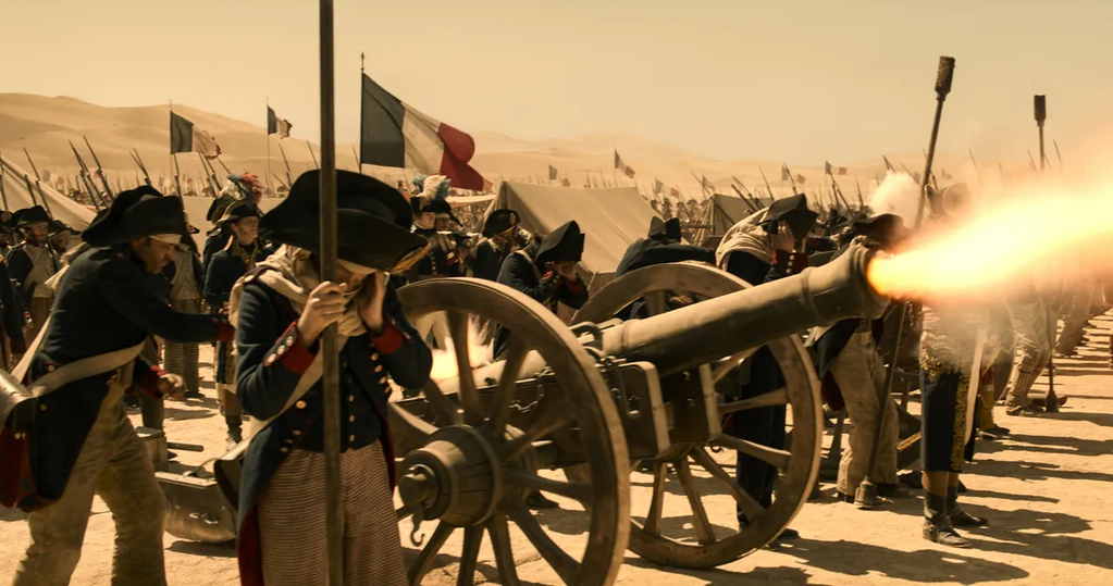 Napolyon Filmi Gişede Süpürüldü, Şimdi Streaming'in Zirvesinde: Ridley Scott'ın 158 Dakikalık Epik Savaş Filmi Küresel B