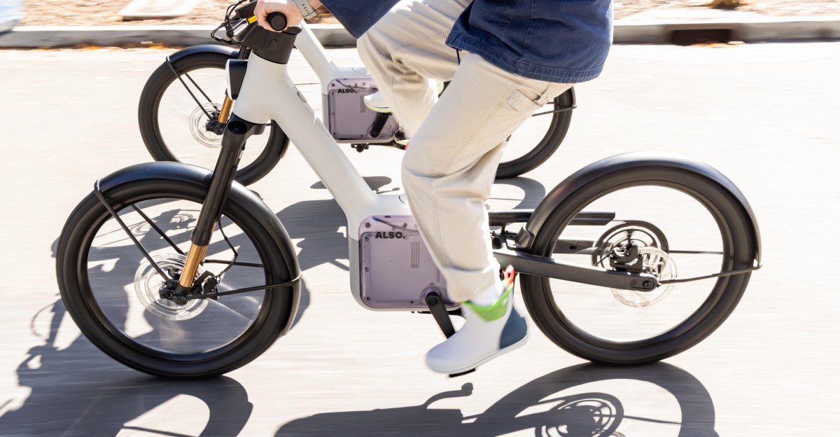 Rivian'ın fütüristik e-bike'ı TM-B yine ertelendi: Şirket Reddit'te özür diledi