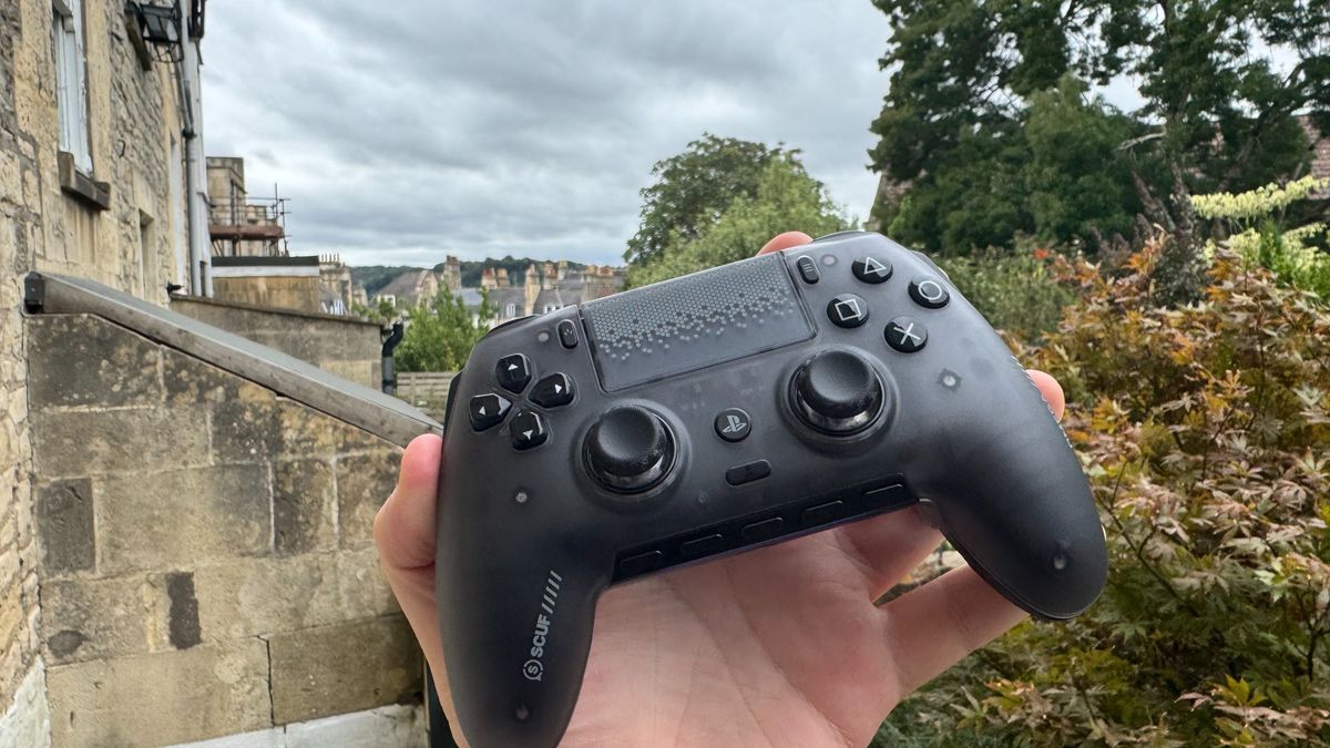 Scuf Omega İncelemesi: Pro Kontrolcü Pazarında Kimlik Bunalımı