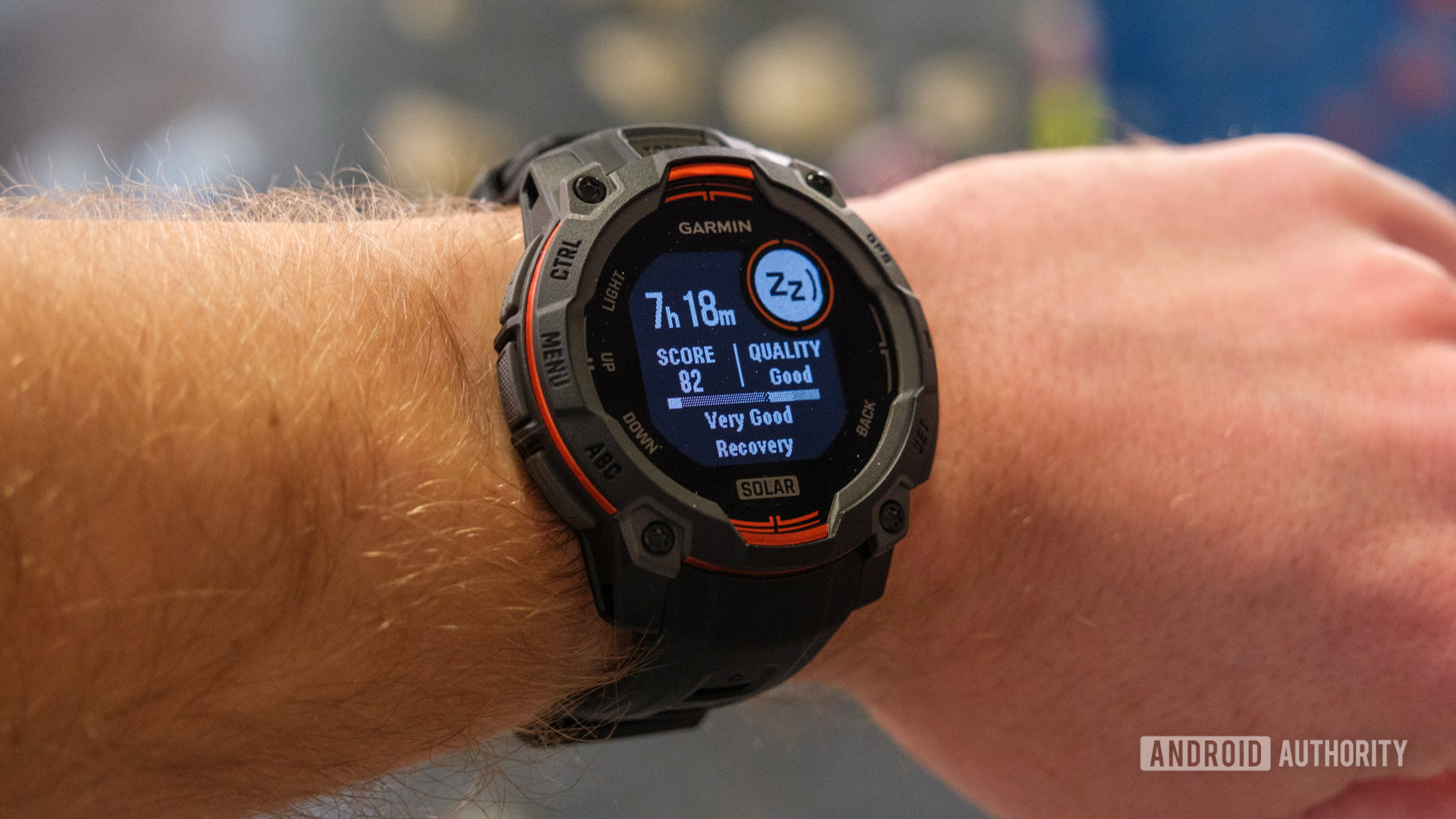 Garmin Instinct 3 Tactical Solar'da Fırsat: Dayanıklı Akıllı Saat 400 Doların Altına İndi