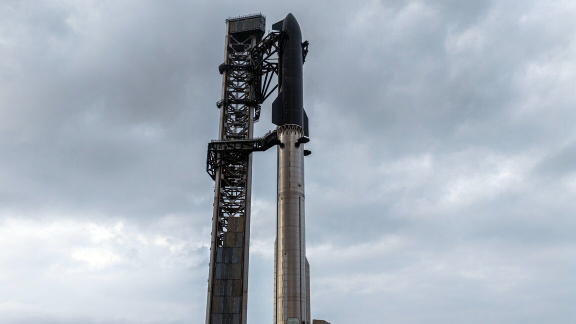SpaceX Starship ilk kez yörüngeye çıkıyor: Tarih verildi