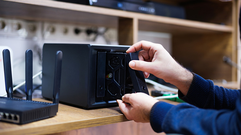 Router'ınızın USB Portunu Boşuna Harcamayın: İşte Yapabilecekleriniz