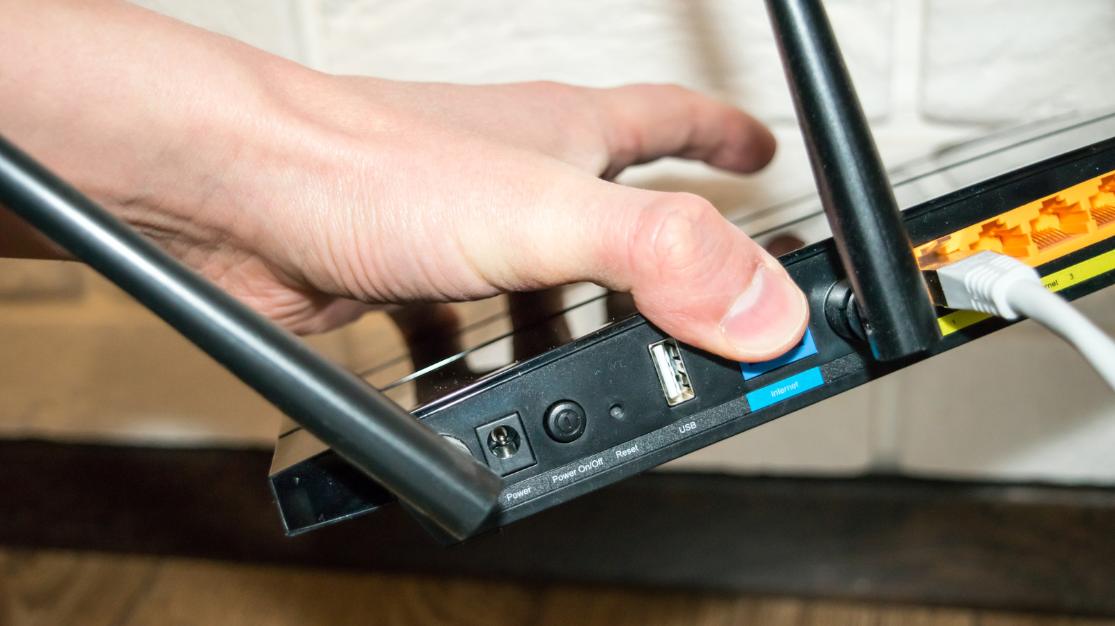 Router'ınızın USB Portunu Boşuna Harcamayın: İşte Yapabilecekleriniz