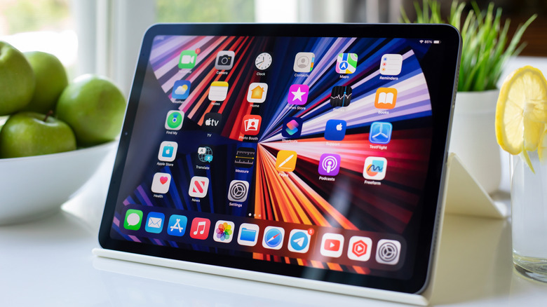 iPad'e Karşı E Ink Tablet: Hangisi Size Daha Uygun?