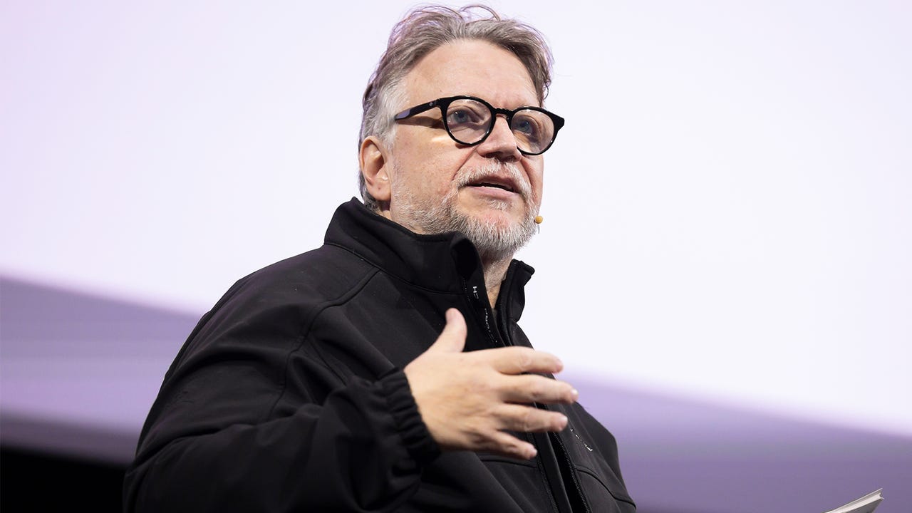 Guillermo del Toro: Yapay Zeka Sanatta 'Simya'yı Yakalayamaz