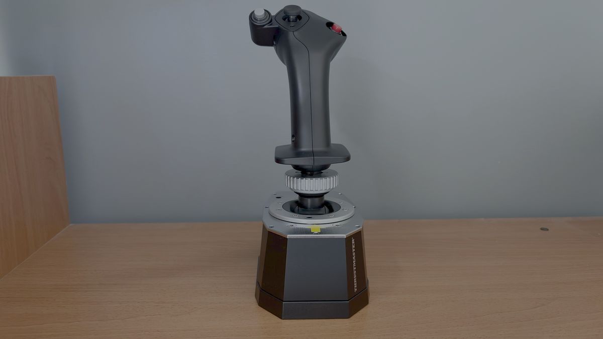 Thrustmaster Airbus Add-On Grip ve AVA Base İncelemesi: Uçuş Simülasyonunda Yeni Bir Standart