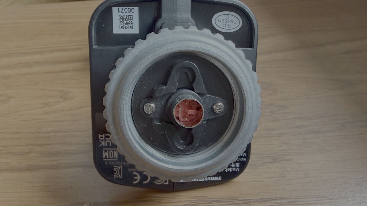 Thrustmaster Airbus Add-On Grip ve AVA Base İncelemesi: Uçuş Simülasyonunda Yeni Bir Standart