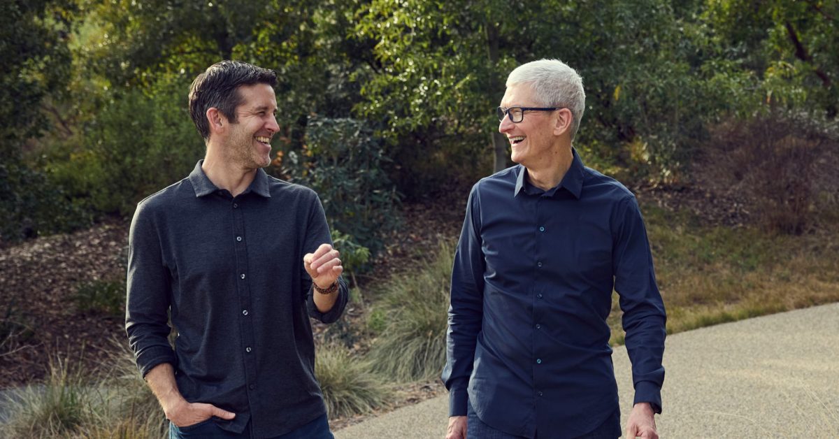 Tim Cook, Beyaz Saray yemeğinde: Ternus'u tartışmalardan uzak tutuyor