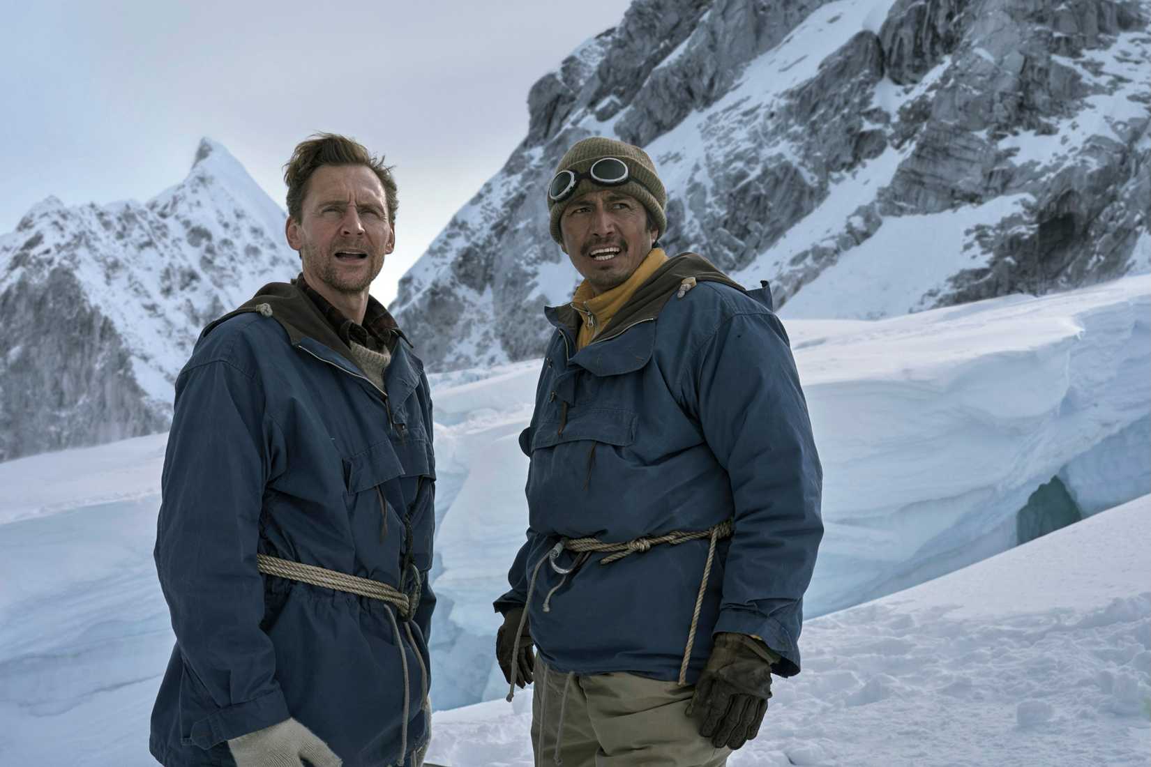 Tom Hiddleston, Everest'in Zirvesinde: 'Tenzing' Filmi Apple TV+'ta Yayınlanacak