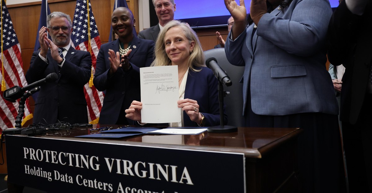 Virginia'dan yapay zeka hamlesi: Veri merkezlerine sıkı denetim geliyor