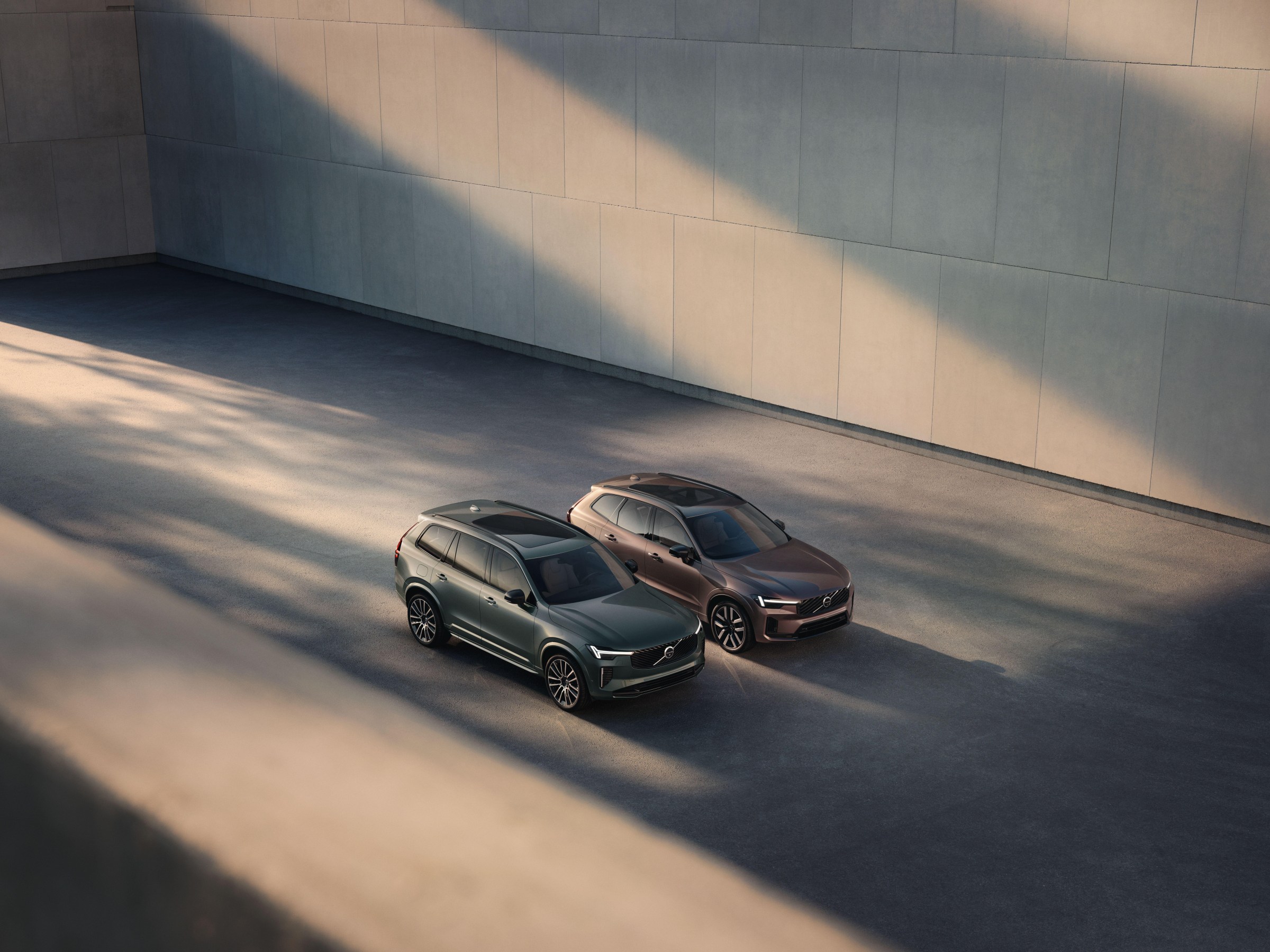 Volvo'nun Yeni Plug-in Hibritleri 125 km Elektrikli Menzile Ulaştı