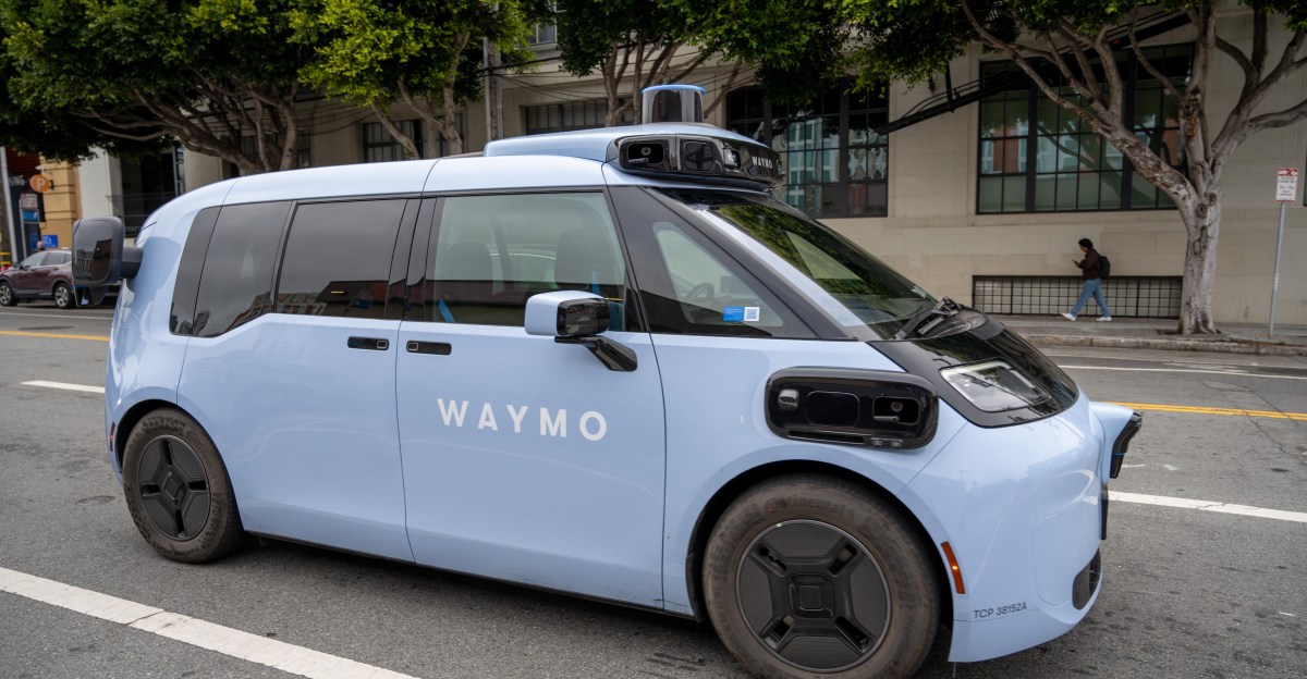 Waymo, Singapur'da robotaksi hizmetini 2028'de başlatacak