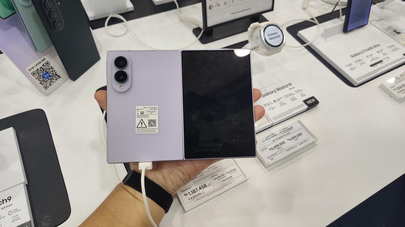 Galaxy Z Fold 8'de DeX'i Tek Başına Çalıştırmanın Yolu Bulundu